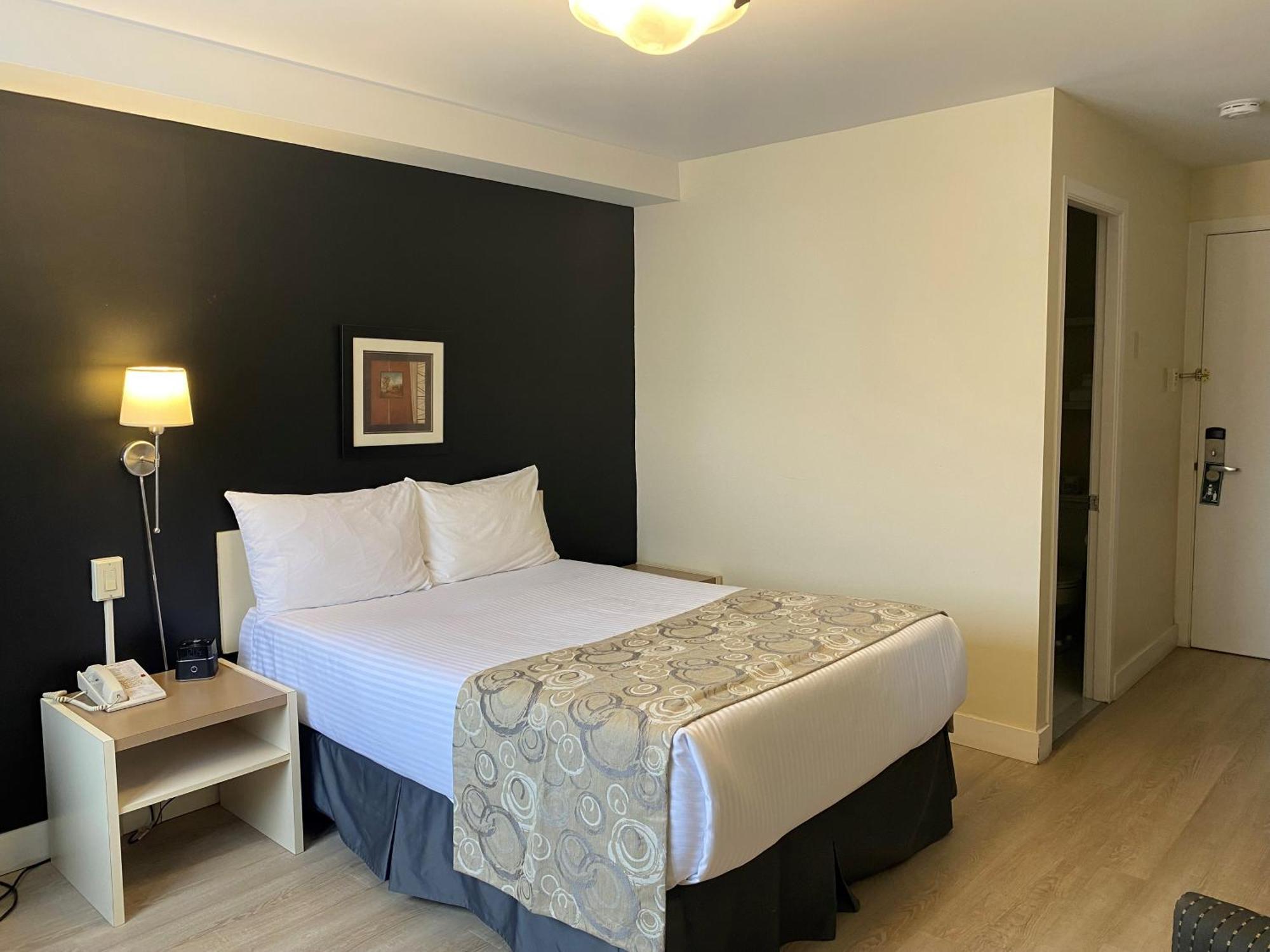 Hotel Centre-Ville Монмани Екстериор снимка
